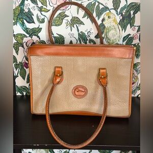 Vintage Dooney & Bourke Tan Camel Leather Purse